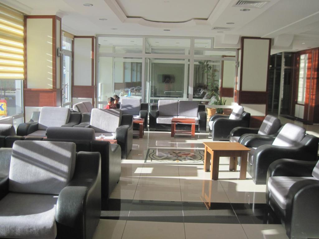 Ardahan Kafkas Ari Hotel מראה חיצוני תמונה